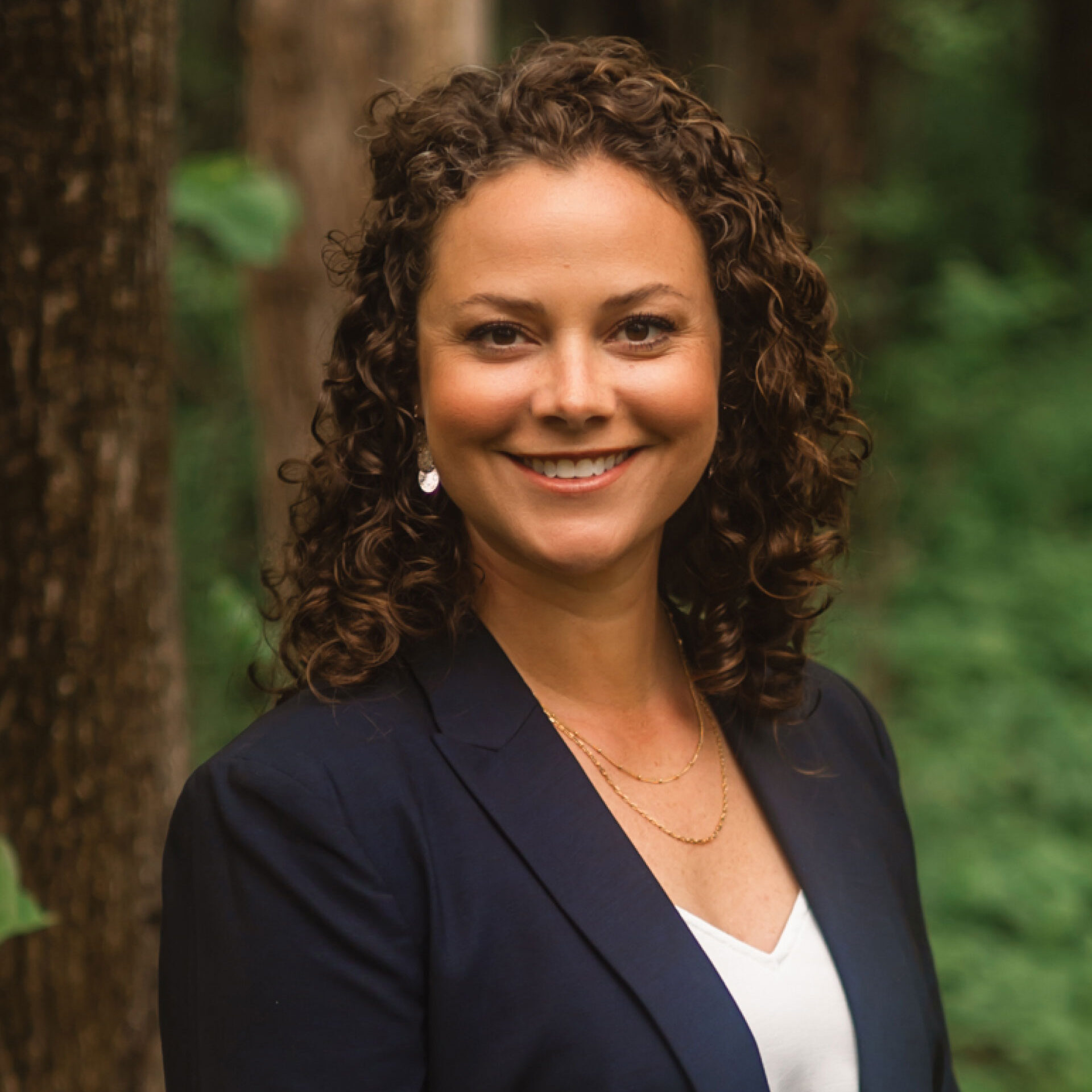 Portrait of Dr Julee Kingsley